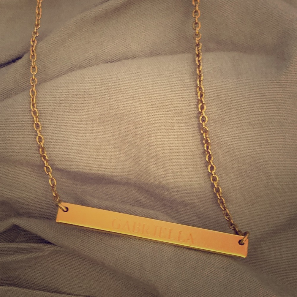 GABRIELLA Stella & Dot Gold Necklace